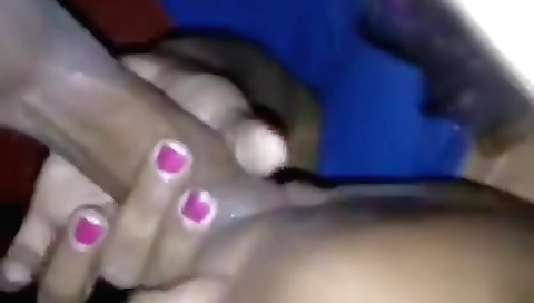 Amateur india brunette sucking her boyfriend's cock