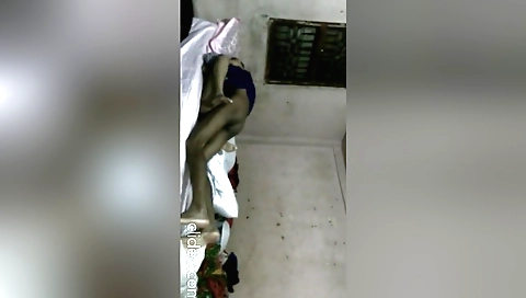 Indian chick with big natural boobs getting banged