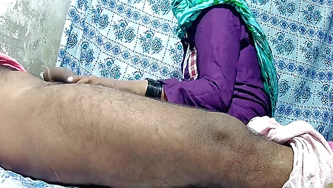 Indian babe with big boobs is having a handjob in the bedroom