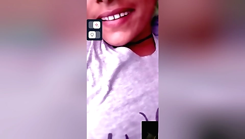 Indian girl in big booty makes a video with hot babe