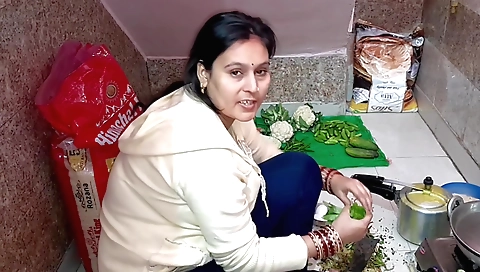 Brunette mature woman fucks her boyfriend in the kitchen