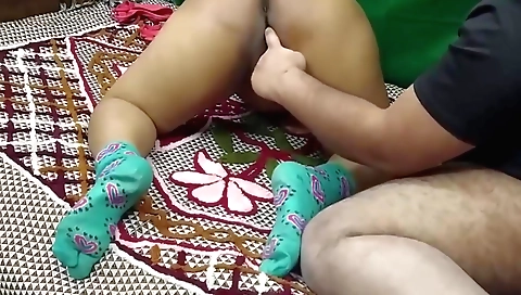 Amateur sex clip of a hot brunette who loves big cocks