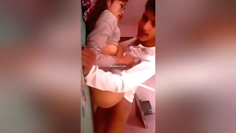 Today Exclusive- Super Hot Look Nepali Girl Hard Fucked By Lover