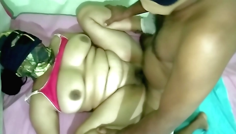 Hottest brunette with big booty making it in a webcam