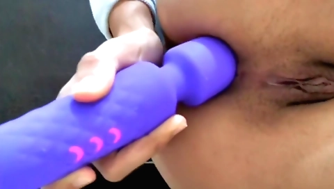 Indian girl uses her dildo and makes herself horny