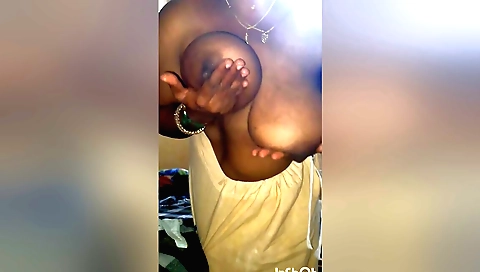 Indian chick 18+ seduces a muslim man in a solo video