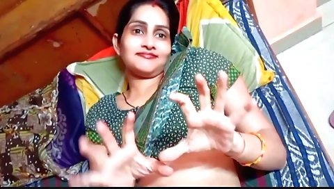 Hindi porn with a hot amateur video with a brunette