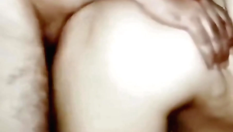 Indian girl with a lovely body gets her boyfriend to fuck her