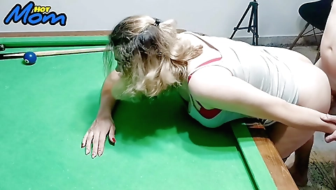 Hot blonde chick shows her natural body and makes you cum