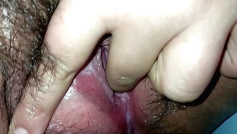 Indian chick is showing her shaved pussy on camera