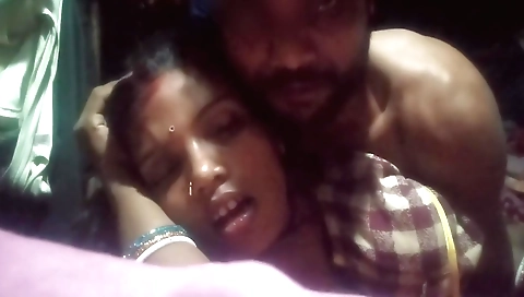 Amateur brunette gives a blowjob to her stepbrother