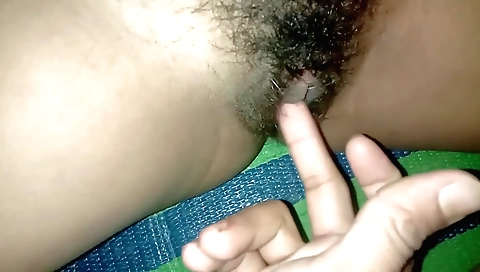 Amateur amateur hairy pussy masturbating in bedroom