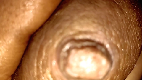 Amazing natural curves and ass for a real teen girl