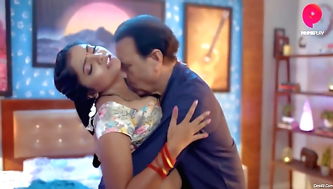 Brunette babe with big boobs shows off her natural beauty