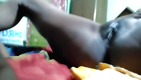 Indian brunette seduces her stepson in webcam video