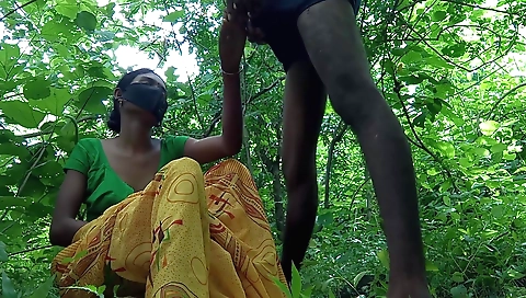 Outdoor romantic sex with brunette amateur couple 1999