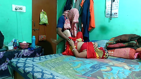 Indian girl wants to bang her stepbrother on webcams