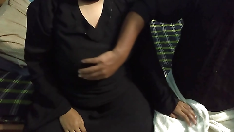 Indian chick with a big ass gets fucked in the kitchen