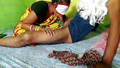 Indian stepfather-in-law fucks a brunette in deepthroat