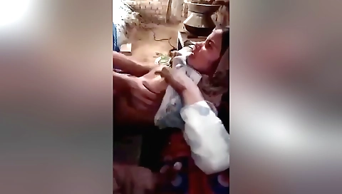 Indian teen with a nice body gets fucked in a sex video