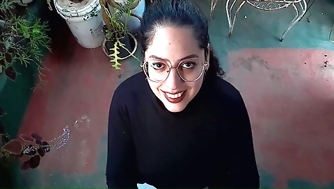 Indian brunette with a perfect body seduces a boyfriend