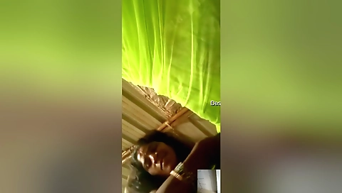 Today Exclusive- Village Bhabhi Shows Her Boobs On Vc 1