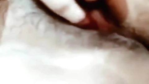 Indian solo female fucks hairy pussy on webcam video