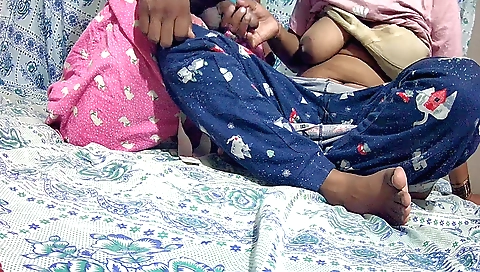 Indian stepmom fucks her stepson in a big cock handjob