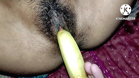Amateur porn video show hairy Indian stepmom and banana nomads