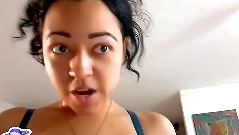 Hairy milf with a sexy face and ass makes me a toy