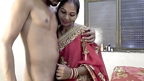 Indian girl walks along with some dude and seduces him