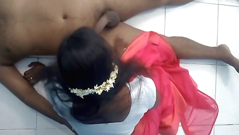 Indian girl gives a blowjob and gets nailed with a blowjob
