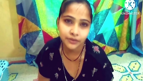 Amateur brunette babe giving a hot blowjob to her boyfriend