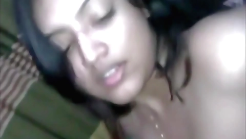 Indian brunette has her pussy stretched open for a blow job