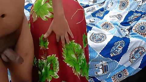 Indian teen 18+ sucks on her own pussy and gets her clit stretched