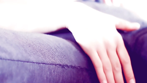 Indian beauty with natural boobs does some amateur porn