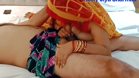 Indian whore in a saree fucked in the yellow dress