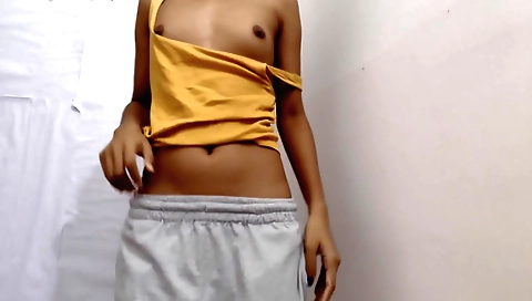 Solo female phone call with indian guy in hd porn video