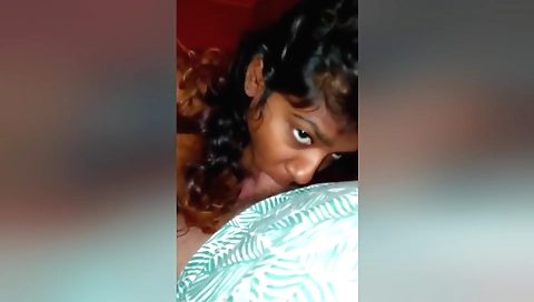 Indian girl in her brown leather boots and a bra gets fucked