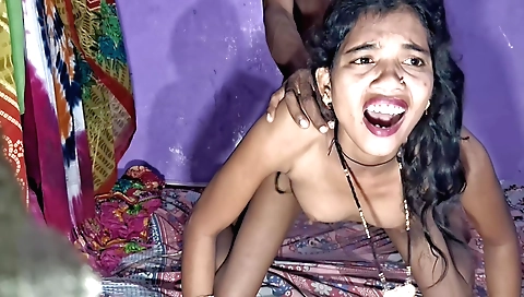 Sexy brunette savita bhabhi gets her wet cunt licked