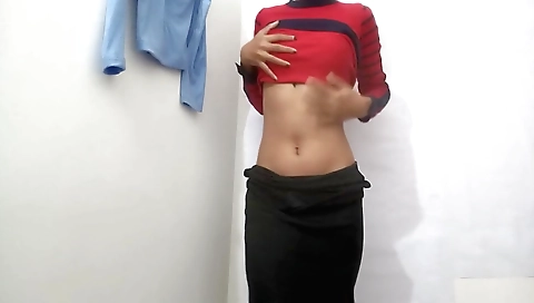 Sexy lingerie video of a hot girl 18+ and showing off