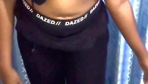 Indian and Sri Lankan beautie in hot solo porn video