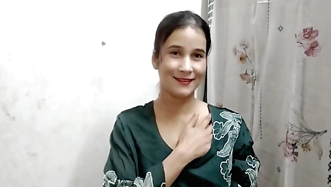 Stepsister Ko New Dress Dilwa Kar Jabar Dasti Pel Diya